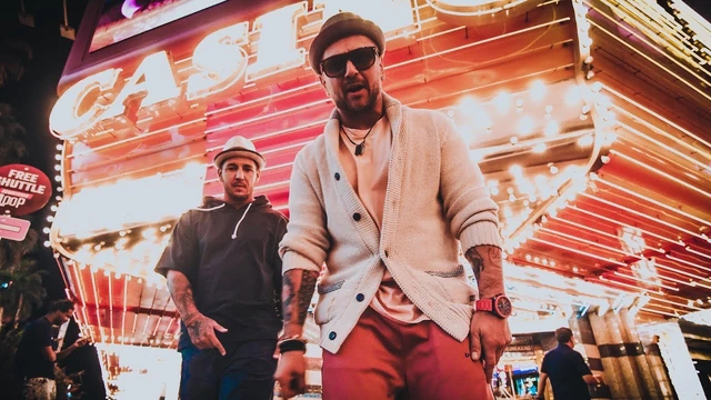 Majka × Curtis × Király Viktor — Füttyös